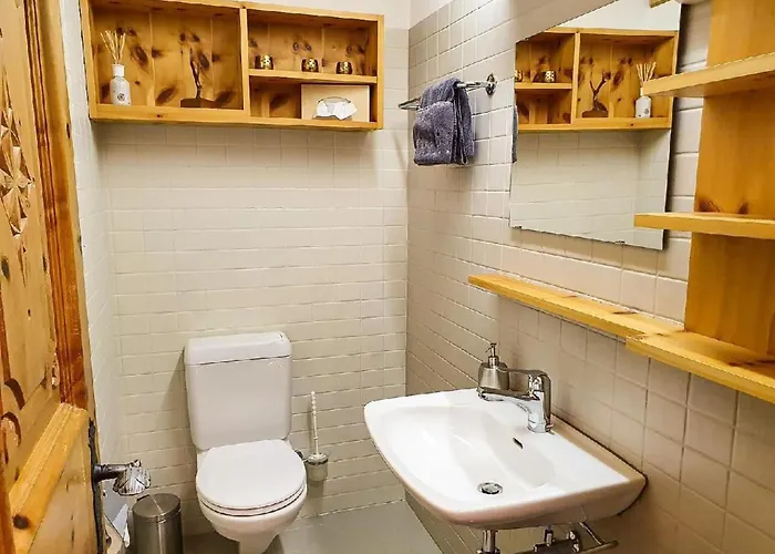 Curtins18 By Interhome *